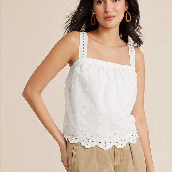 NWT Maurice’s eyelet top - Picture 1 of 5